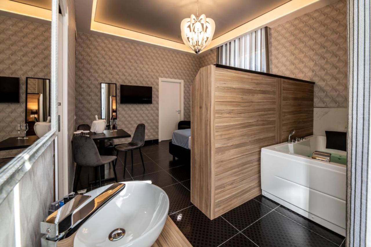 Luna Luxury Bed And Breakfast 那不勒斯 外观 照片