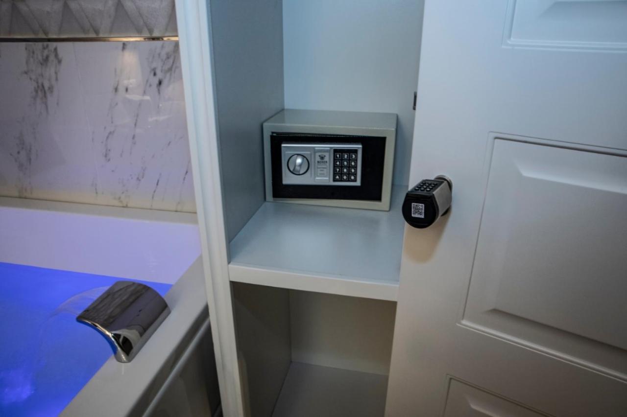 Luna Luxury Bed And Breakfast 那不勒斯 外观 照片