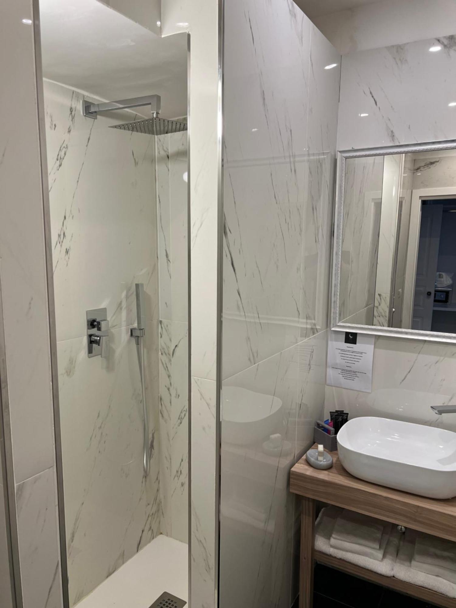 Luna Luxury Bed And Breakfast 那不勒斯 外观 照片