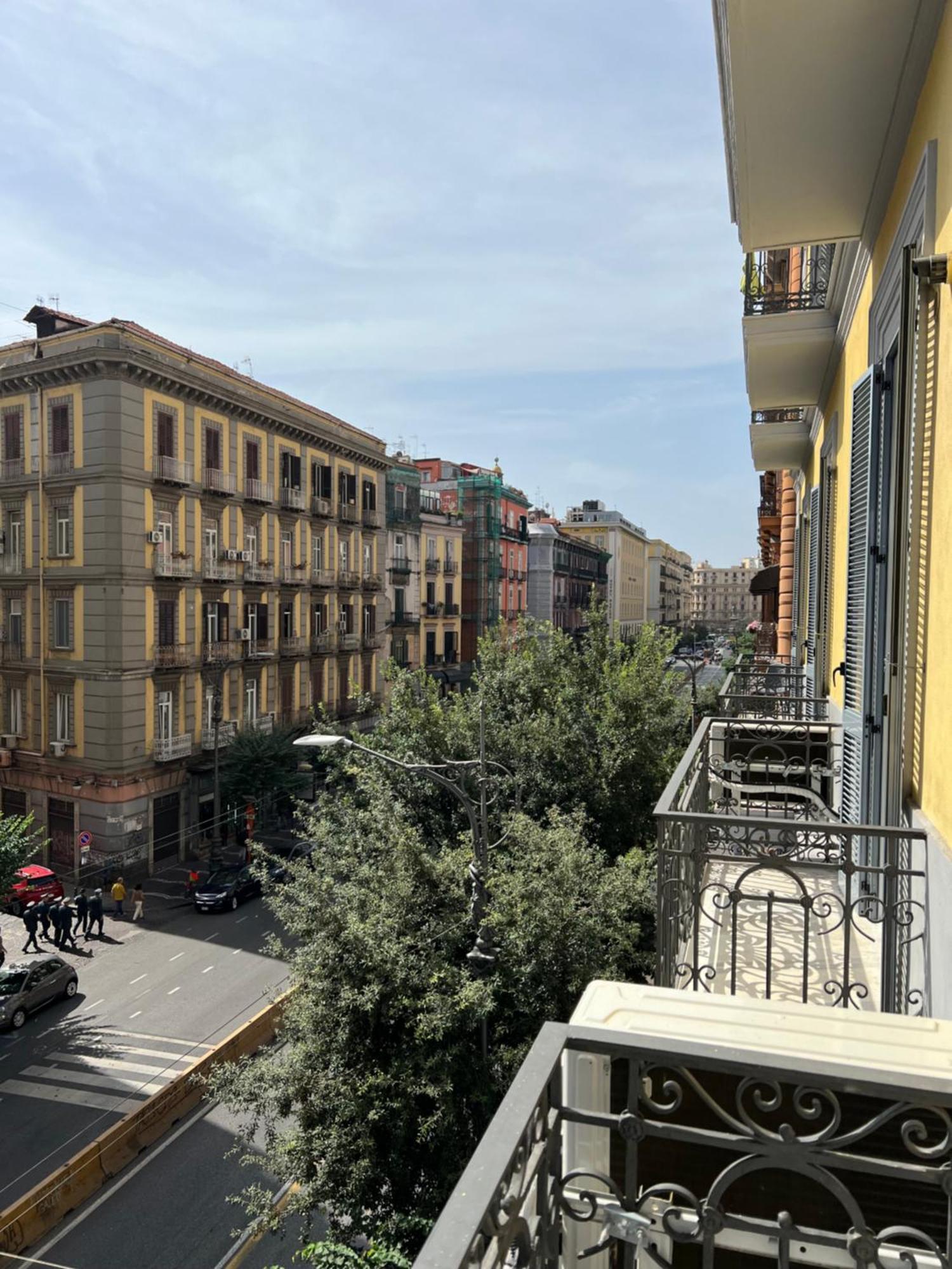 Luna Luxury Bed And Breakfast 那不勒斯 外观 照片