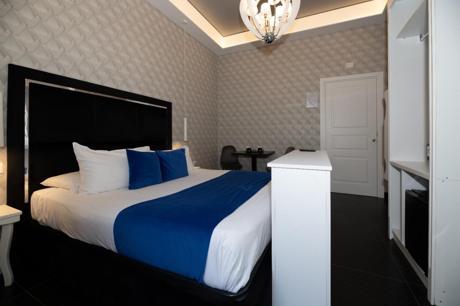 Luna Luxury Bed And Breakfast 那不勒斯 外观 照片